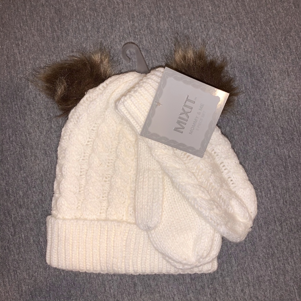 3/$25 Mixit Girls hat set with gloves